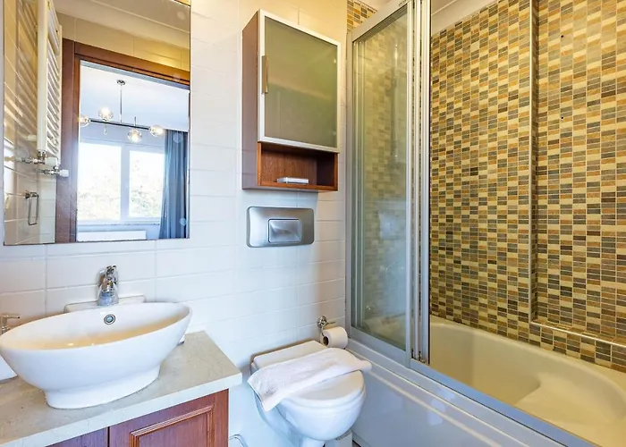 Outstanding Flat With Calming View Near Trendy Attractions In Nisantasi Istanbul