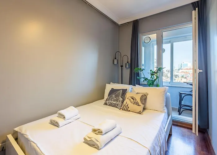 Outstanding Flat With Calming View Near Trendy Attractions In Nisantasi Apartment *