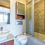 Outstanding Flat With Calming View Near Trendy Attractions In Nisantasi İstanbul