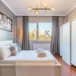 Outstanding Flat With Calming View Near Trendy Attractions In Nisantasi İstanbul
