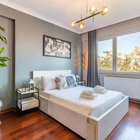 Outstanding Flat With Calming View Near Trendy Attractions In Nisantasi *